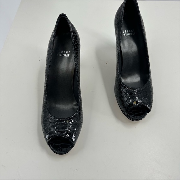 NWOB Stuart Weitzman Black Peep Toe Snakeskin Embossed Heels Size 7.5 - Picture 2 of 7